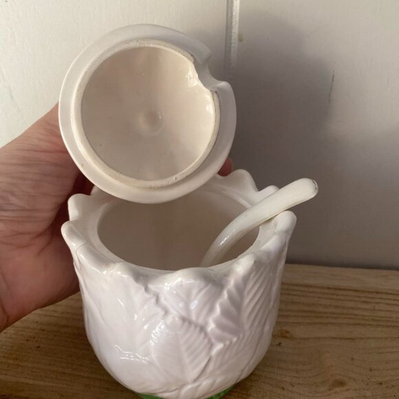 Lefton Japan White & Green Strawberry and Leaf Ceramic Sugar Bowl - Picture 5 of 8